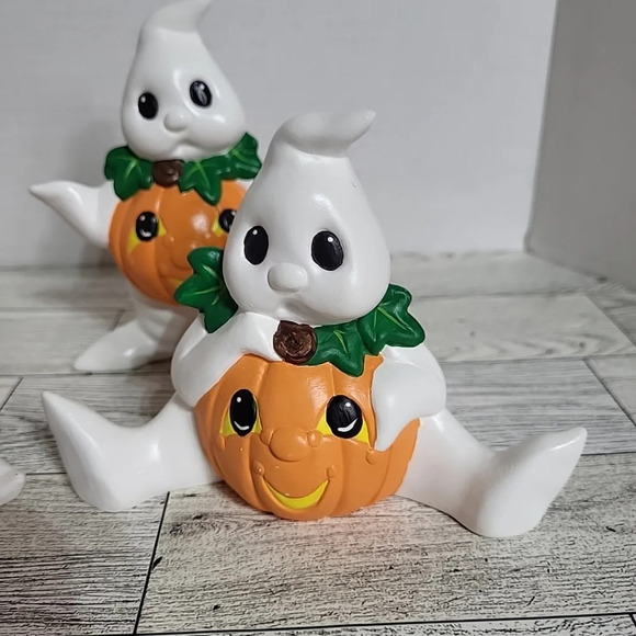 Spooky Ceramic Set of 4 Pumpkin Ghosts Nostalgic Halloween Decor  Handpainted 5" - Picture 3 of 7
